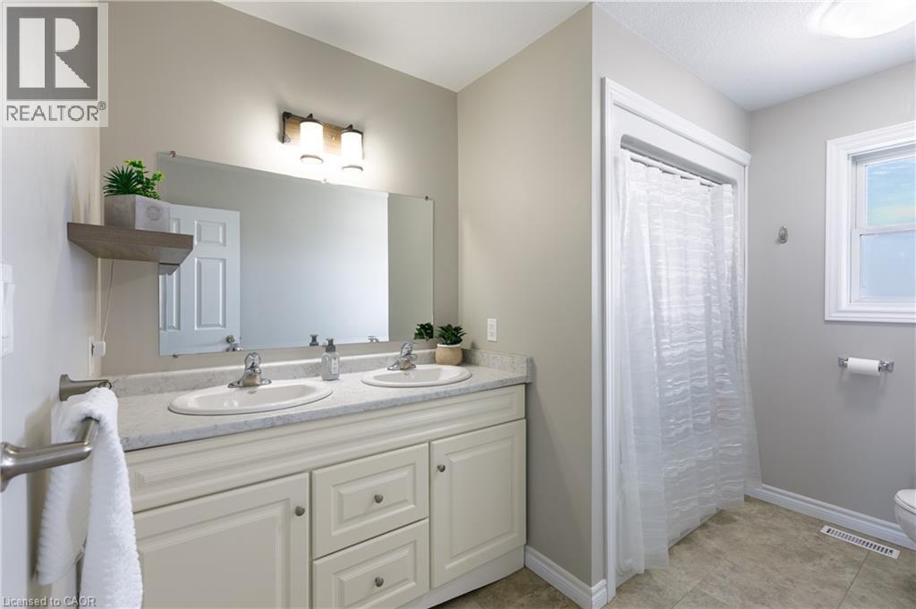 32 FREDERICK Street, Stratford, Ontario, N5A3V4 — Photo 27