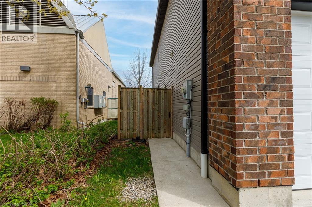 32 FREDERICK Street, Stratford, Ontario, N5A3V4 — Photo 39
