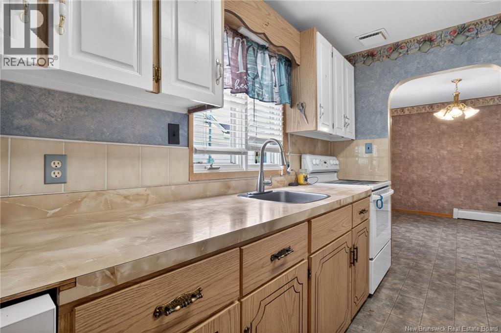 64 Connaught Avenue - 7