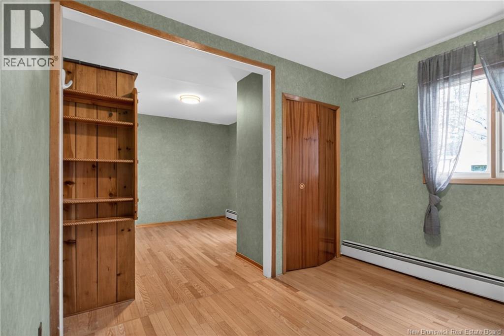 64 Connaught Avenue - 20