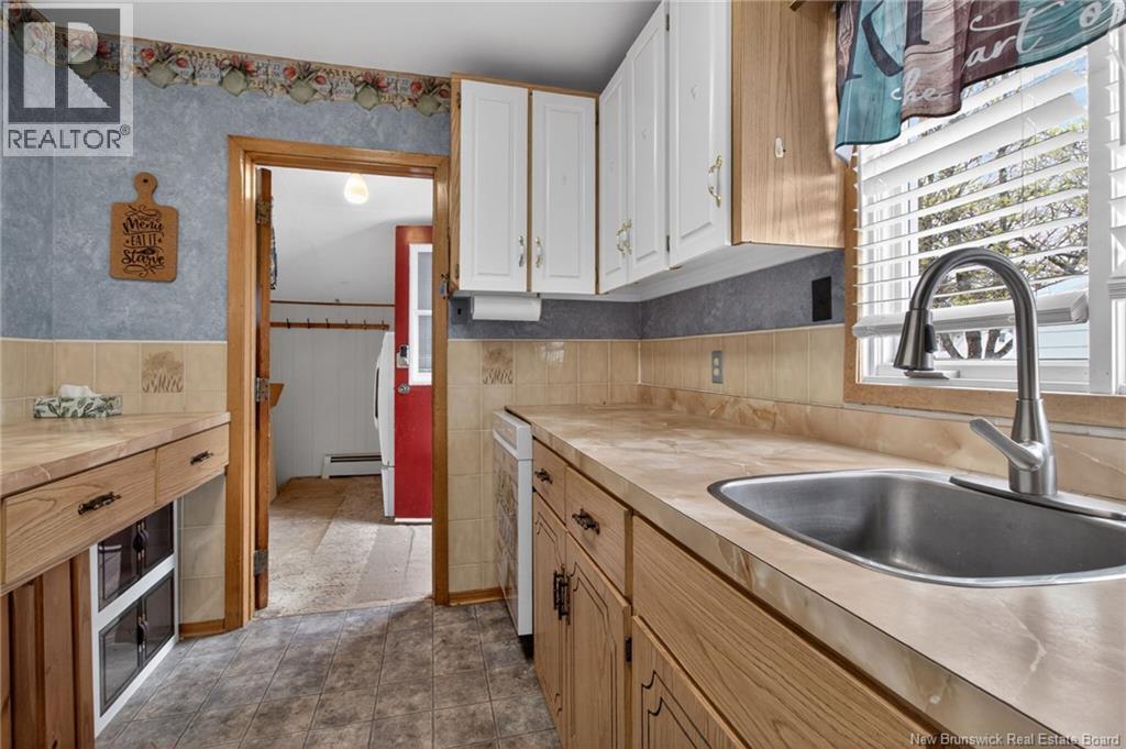64 Connaught Avenue - 8
