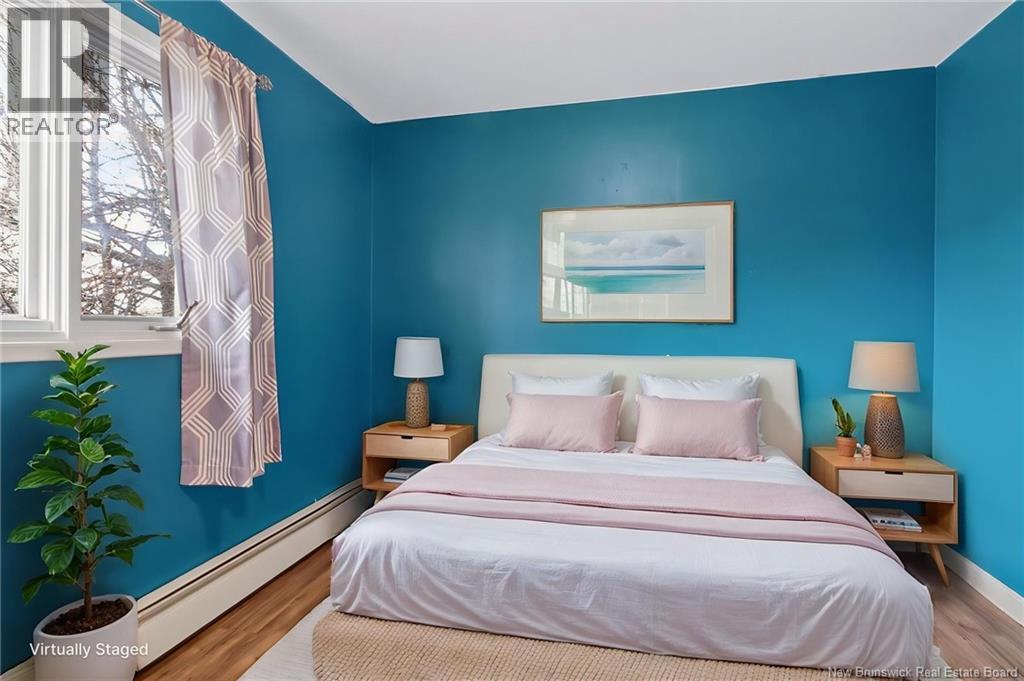 64 Connaught Avenue - 26