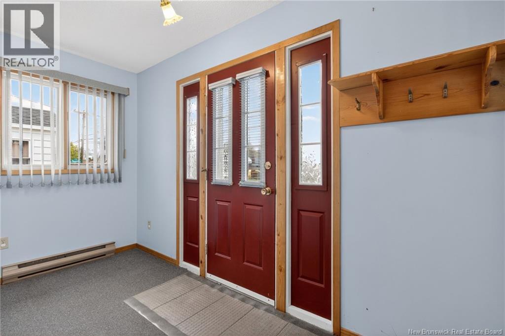 64 Connaught Avenue - 14