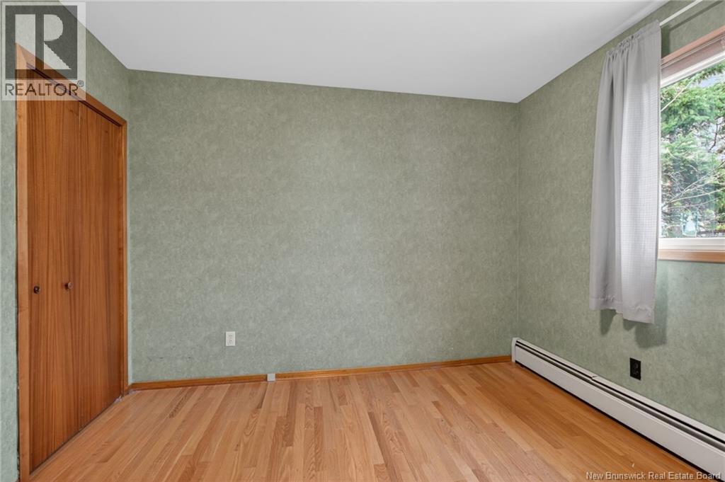 64 Connaught Avenue - 22