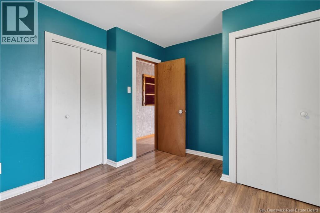 64 Connaught Avenue - 24