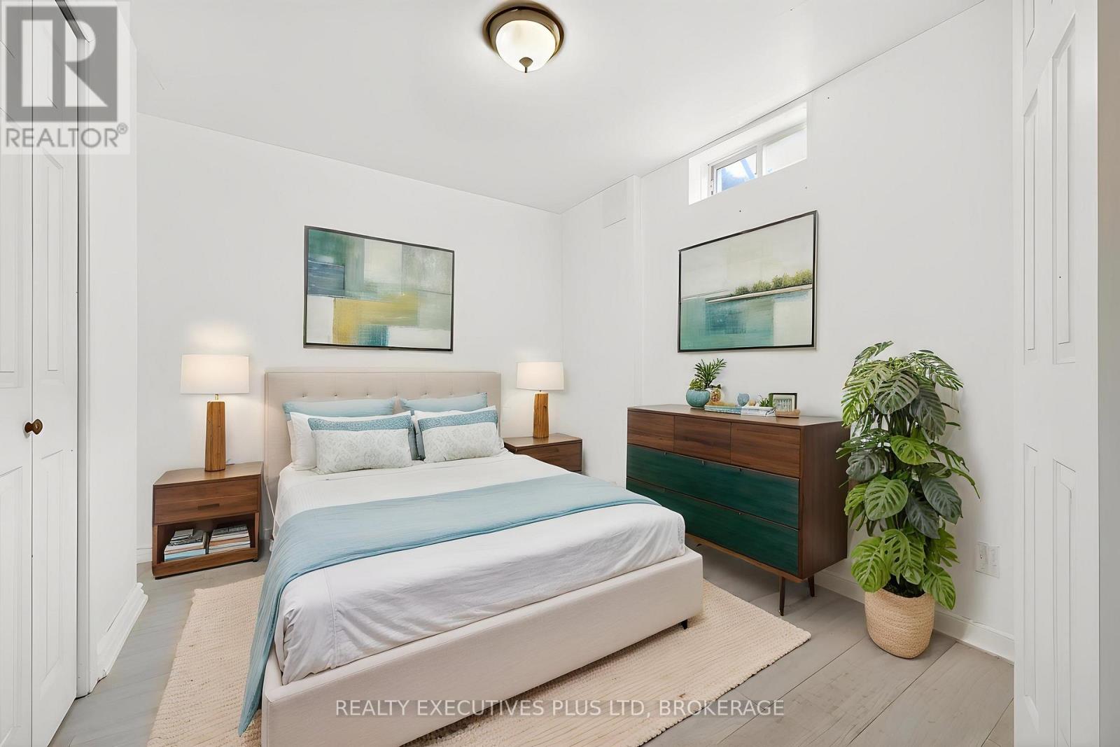 389 WRIGHT CRESCENT - 31