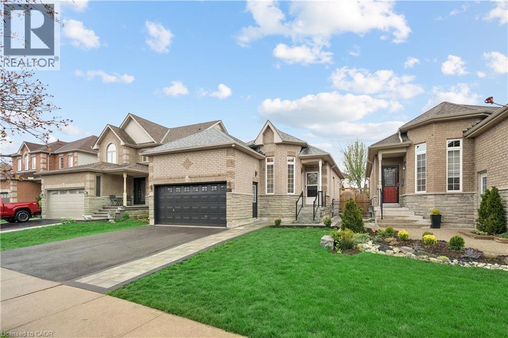 27 SPRUCE Boulevard, Acton, Ontario, L7J2Y3 — Photo 2