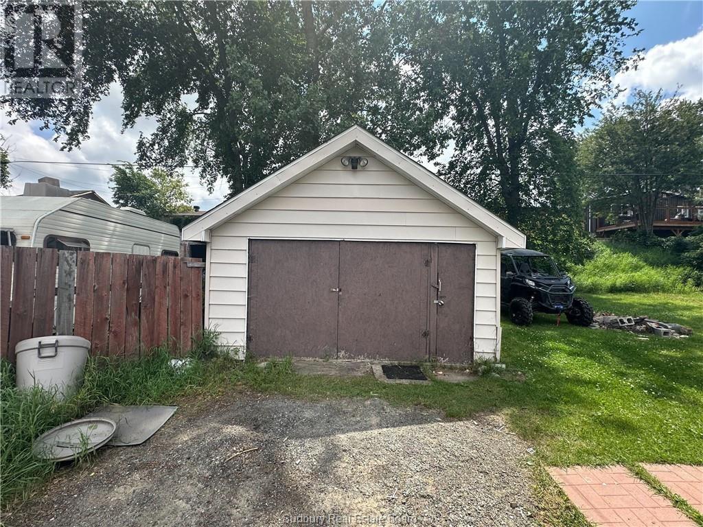 3432 Falconbridge Highway - 5