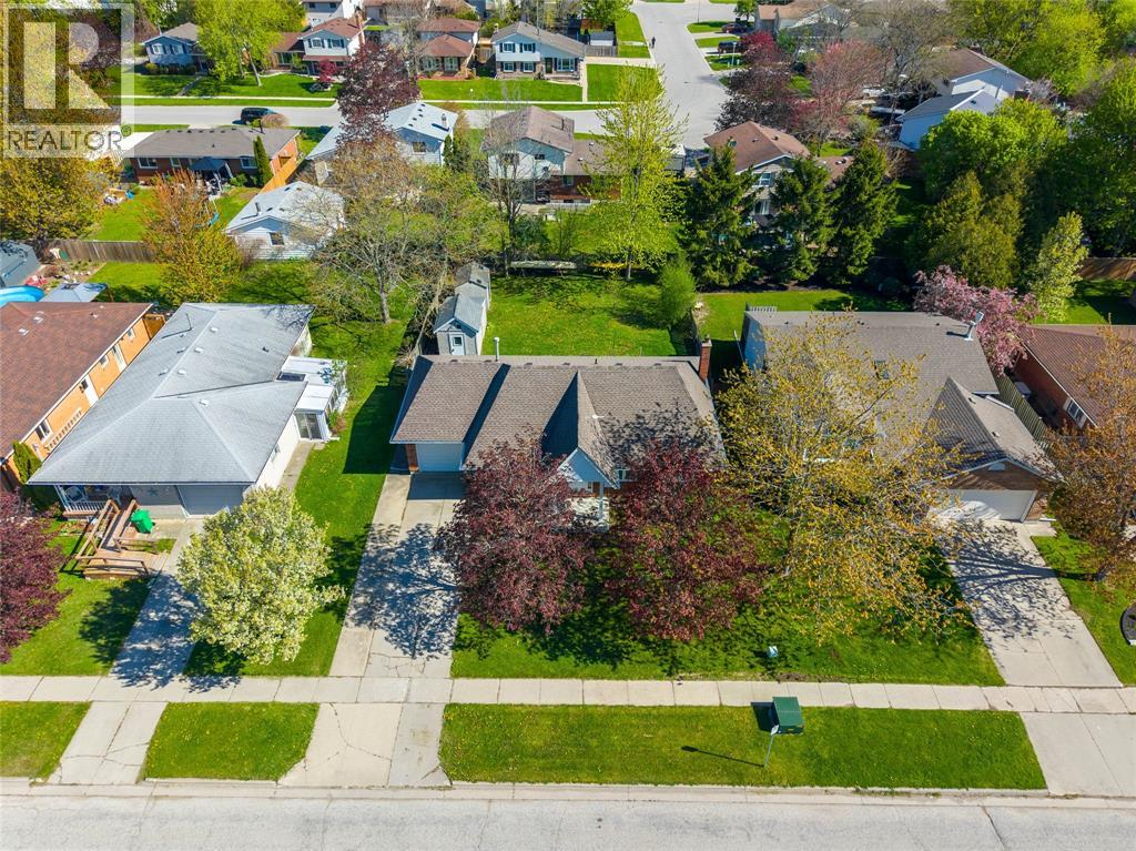 4076 MAPLE STREET, Petrolia, Ontario, N0N1R0 — Photo 40