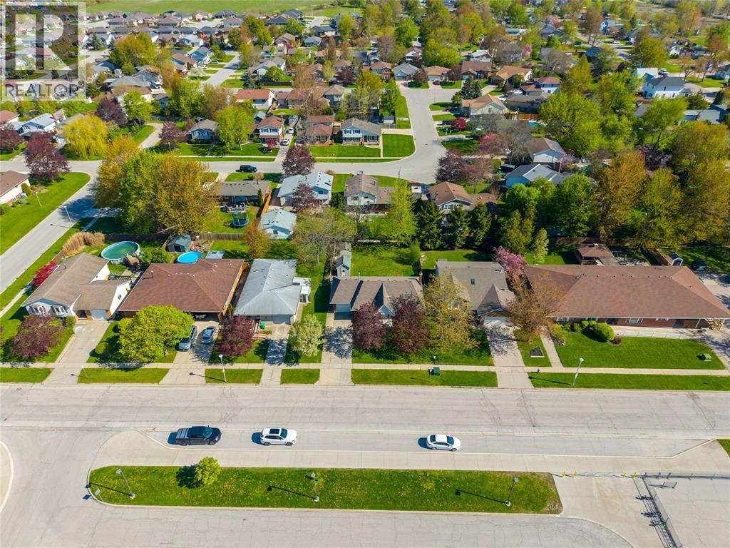 4076 MAPLE STREET, Petrolia, Ontario, N0N1R0 — Photo 42