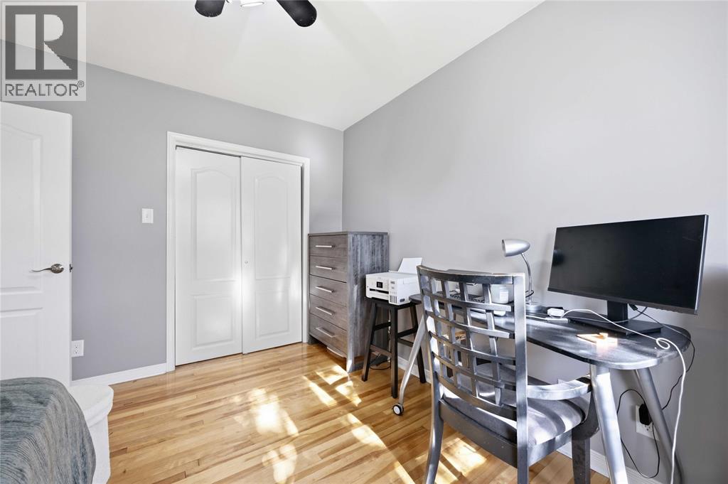 131 Evergreen DRIVE, Sarnia, Ontario, N7T4M2 — Photo 13