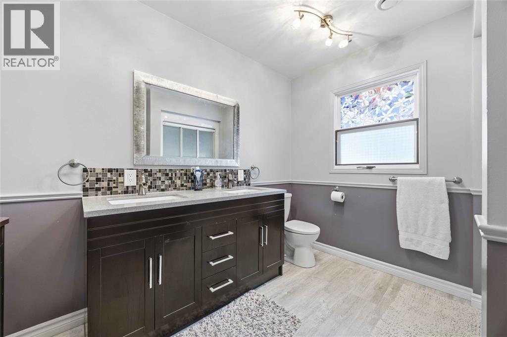 131 Evergreen DRIVE, Sarnia, Ontario, N7T4M2 — Photo 14