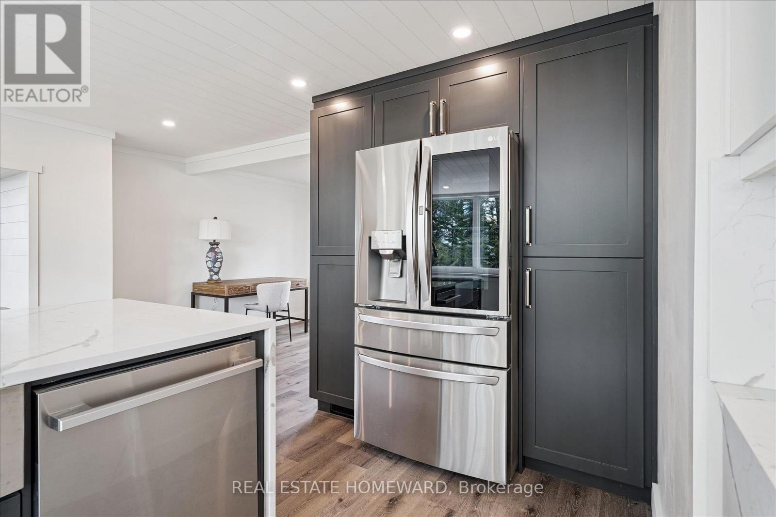1085 AUSTIN LANE - 17