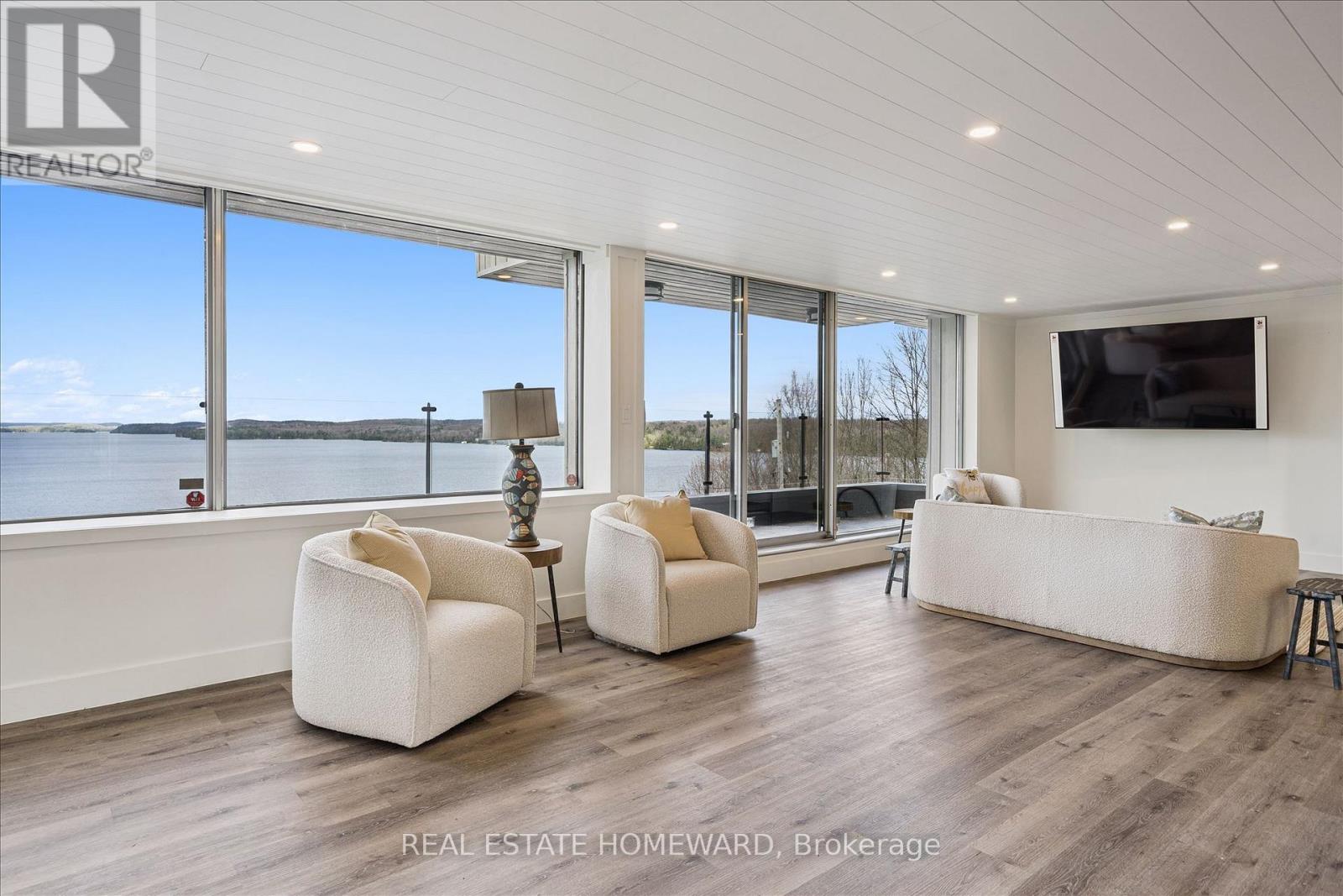 1085 AUSTIN LANE - 19