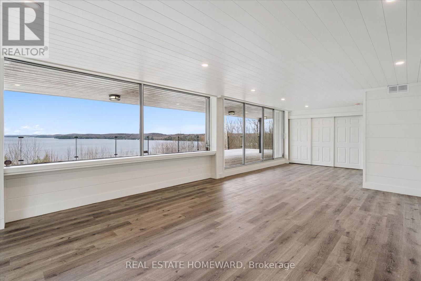 1085 AUSTIN LANE - 27