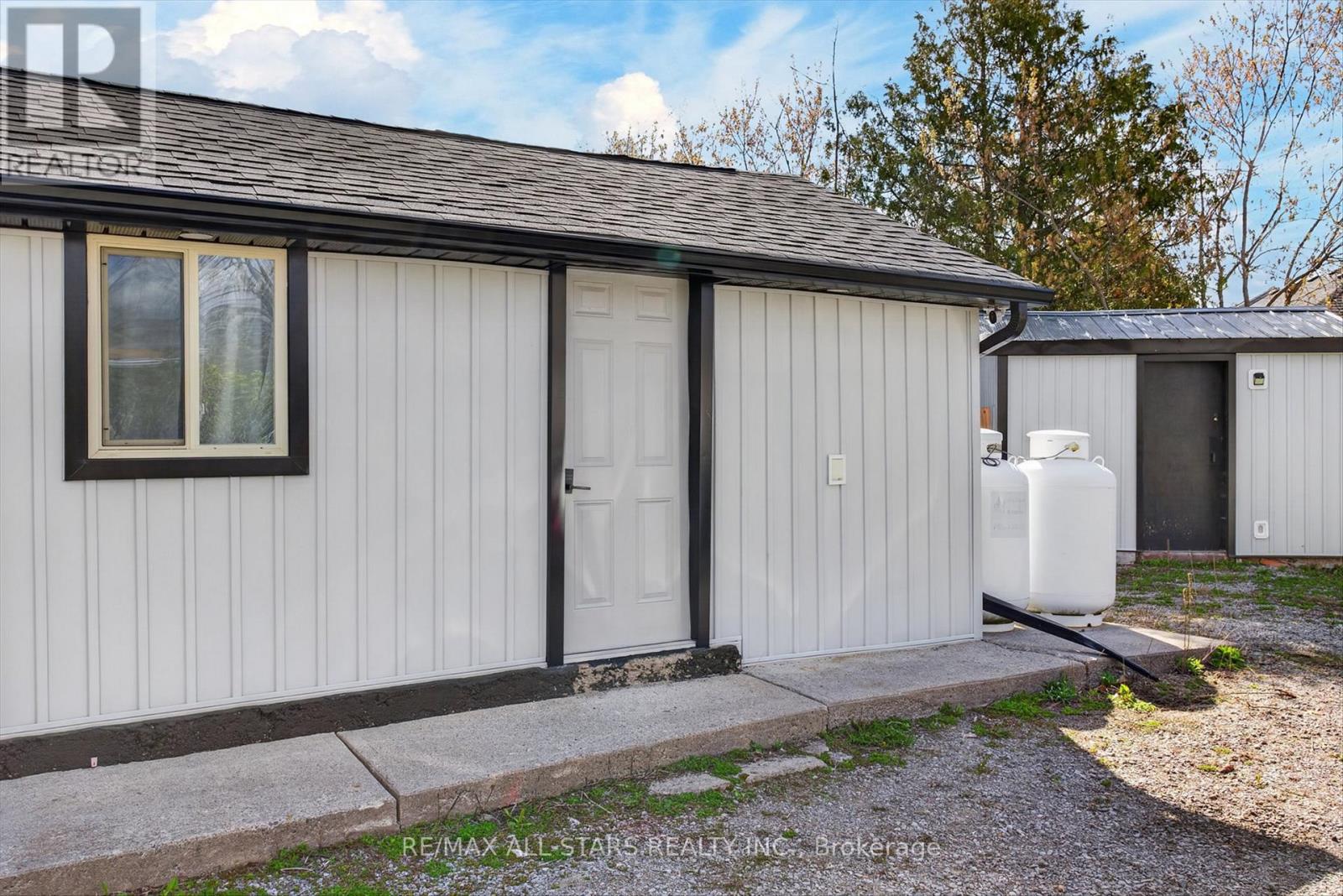 28 PRINCE STREET W - 33