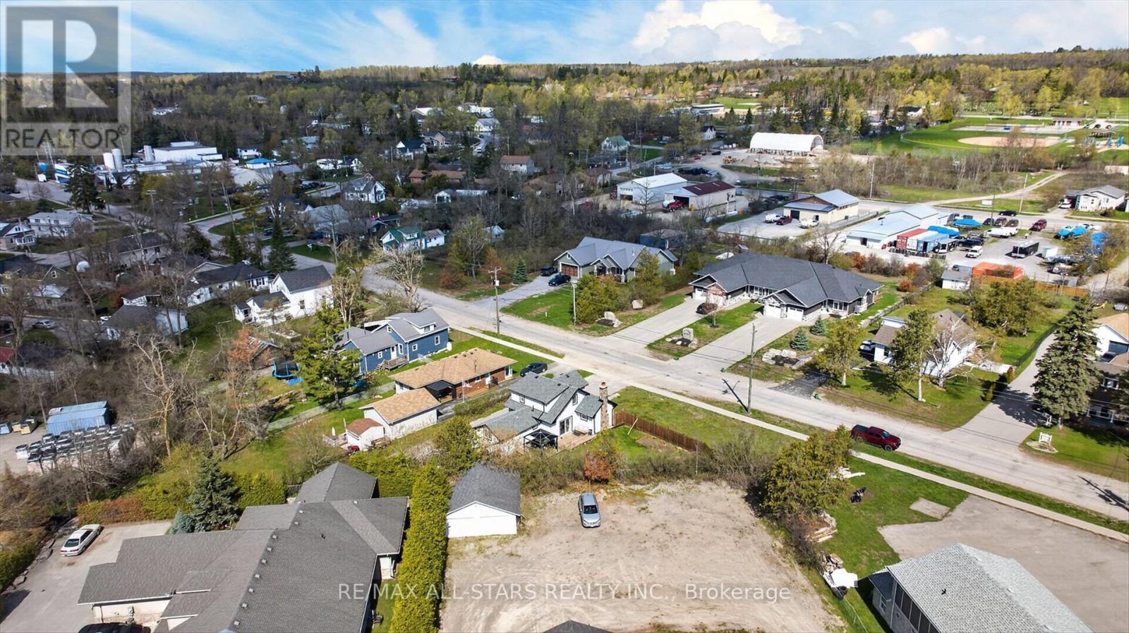 28 PRINCE STREET W - 40