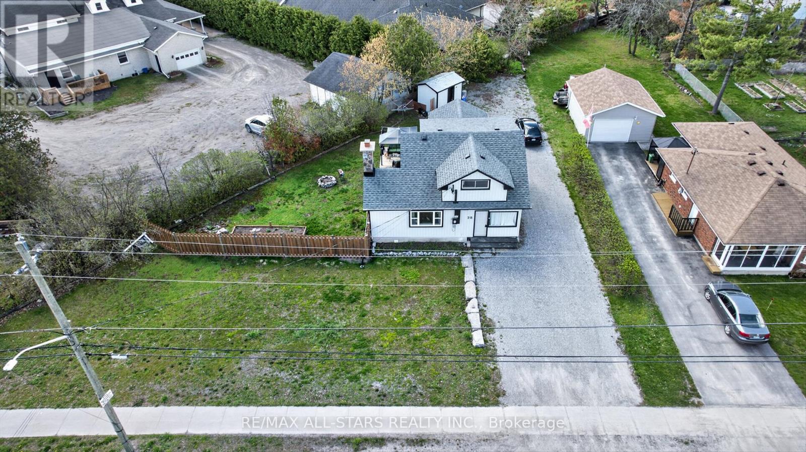 28 PRINCE STREET W - 41