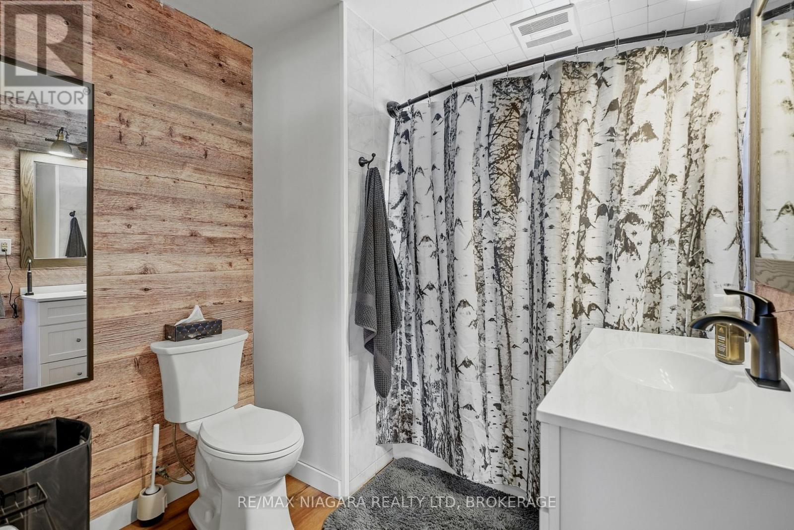 21 VERNE AVENUE - 21