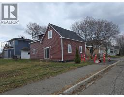 245 Pleasant, Bathurst, NB E2A3B3 Photo 8