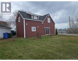 245 Pleasant, Bathurst, NB E2A3B3 Photo 6