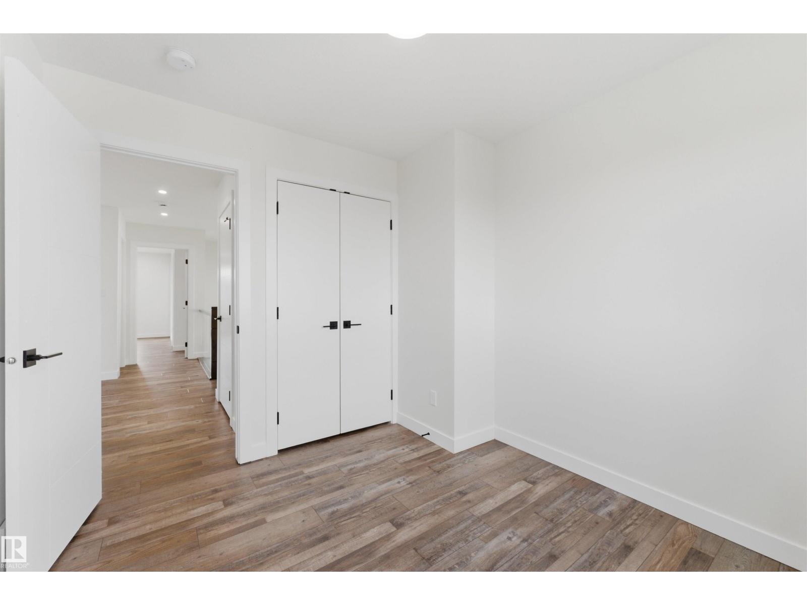 12447 47 ST NW, Edmonton