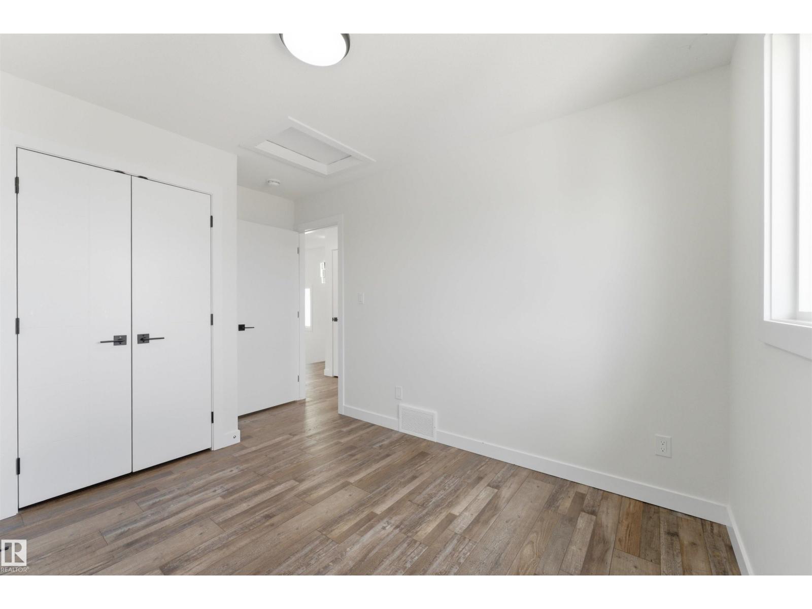 12447 47 ST NW, Edmonton