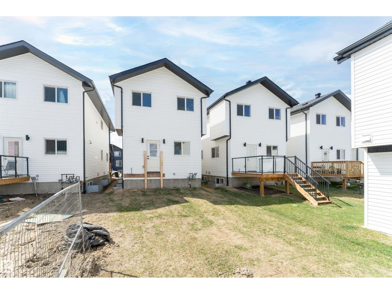 12447 47 ST NW, Edmonton