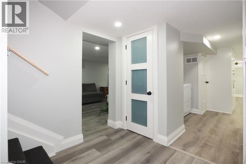 196 VERMONT Street Unit# LOWER, Waterloo, Ontario, N2J2M8 — Photo 7