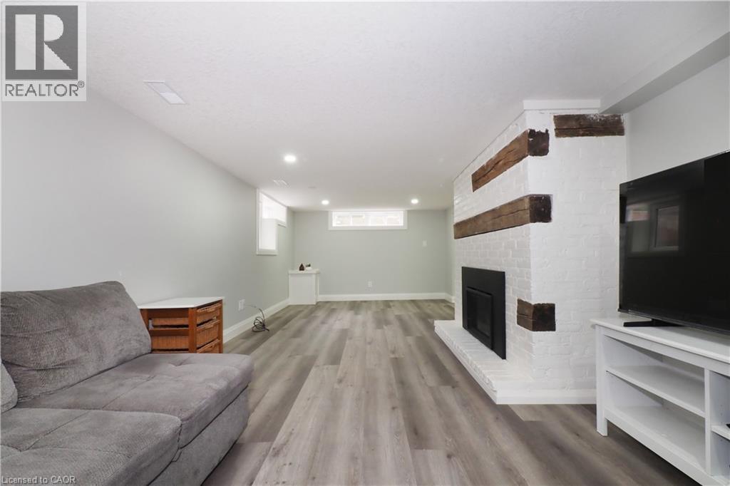 196 VERMONT Street Unit# LOWER, Waterloo, Ontario, N2J2M8 — Photo 19