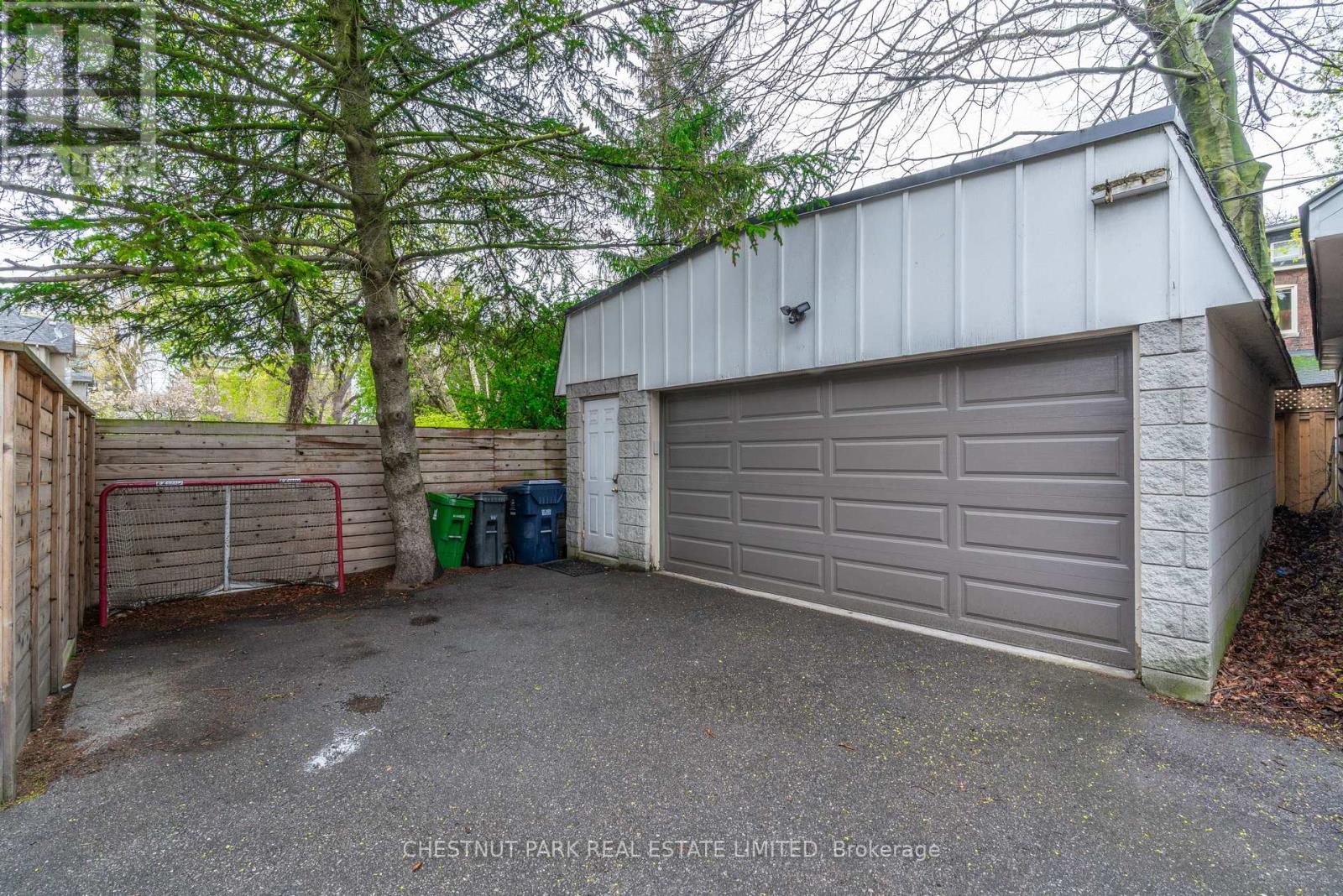 53 GORMLEY AVENUE - 34