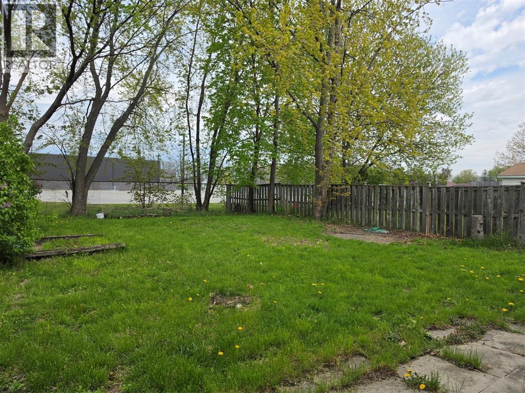 322 Somerset CRESCENT, Sarnia, Ontario, N7S4G1 — Photo 5
