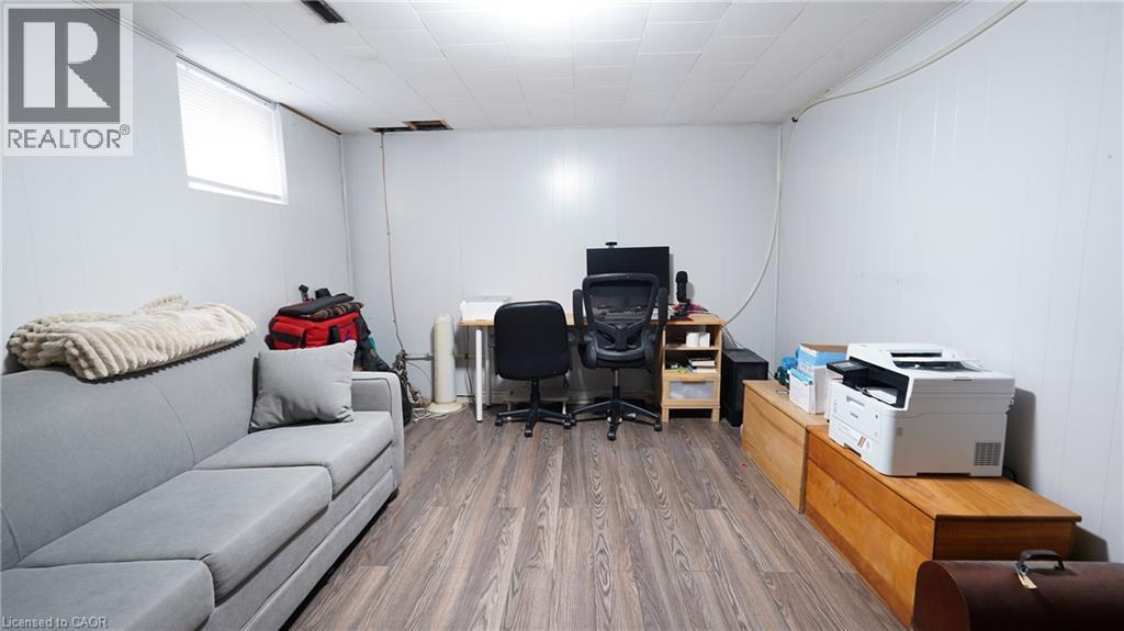342 EAST 17TH Street, Hamilton, Ontario, L9A4M8 — Photo 9