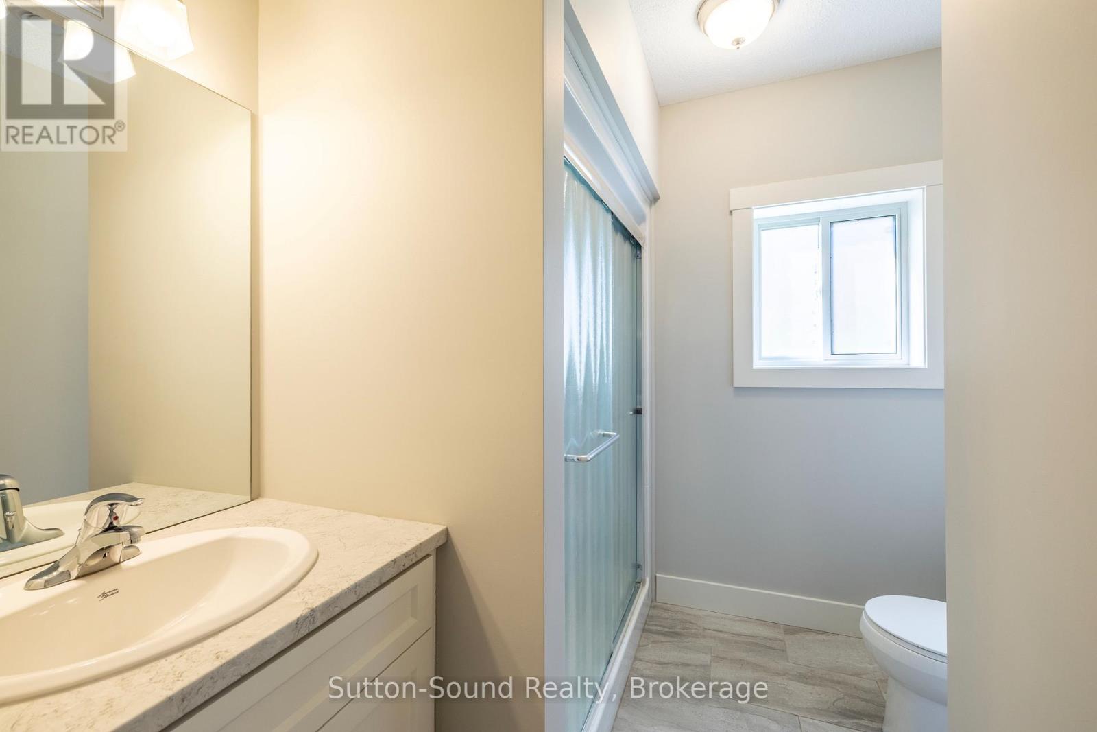 368 5TH AVE A AVENUE W - 32