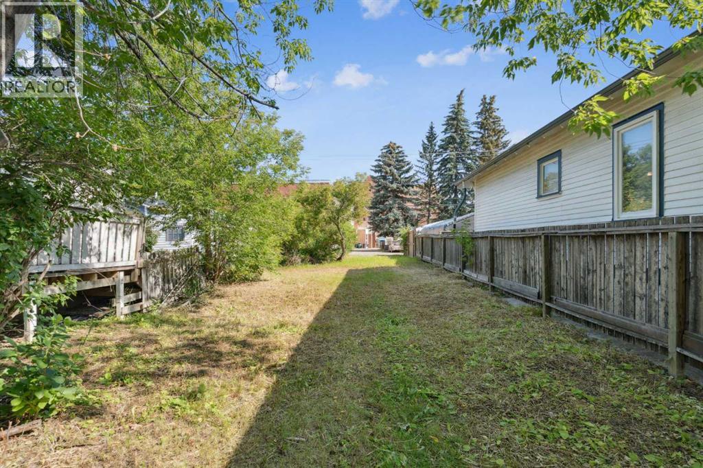 206 12 Avenue NW, Calgary, Alberta, T2M0C5