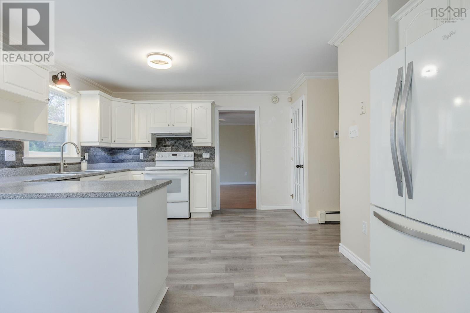 107 Lancaster Drive - 9