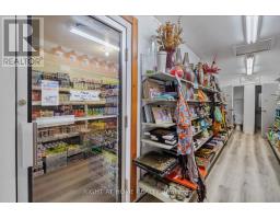 211 King Street, Unorganized Townships, ON P0H2J0 Photo 13
