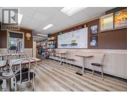 211 King Street, Unorganized Townships, ON P0H2J0 Photo 15