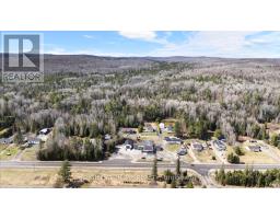 211 King Street, Unorganized Townships, ON P0H2J0 Photo 35