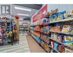 211 King Street, Unorganized Townships, ON P0H2J0 Photo 9