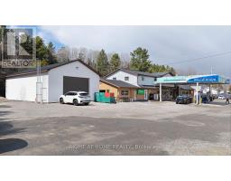 211 King Street, Unorganized Townships, ON P0H2J0 Photo 33