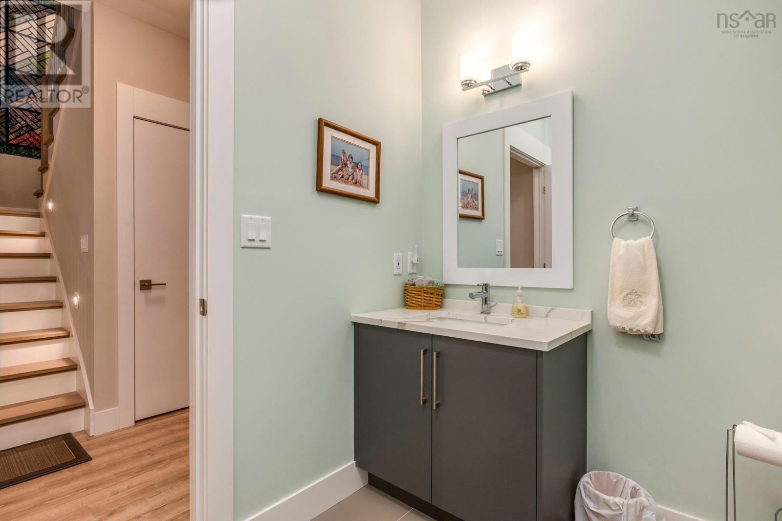 13 Helen Creighton Court - 42