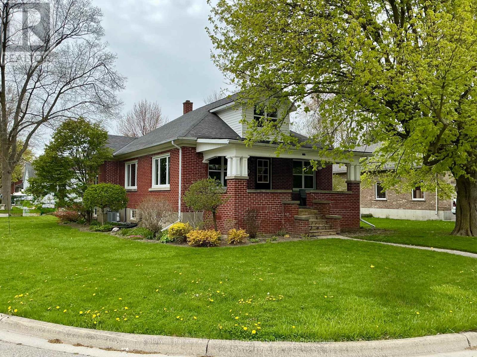 148 WELLINGTON STREET - 2