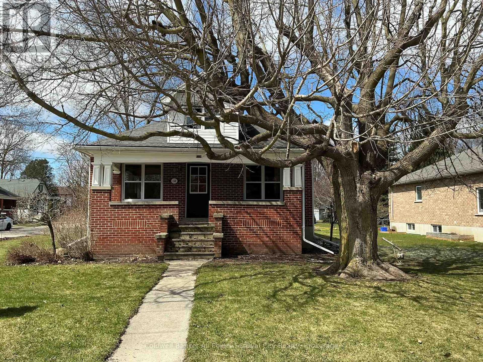 148 WELLINGTON STREET - 15