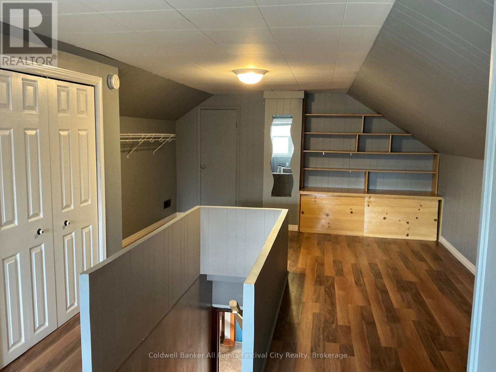 148 WELLINGTON STREET - 37