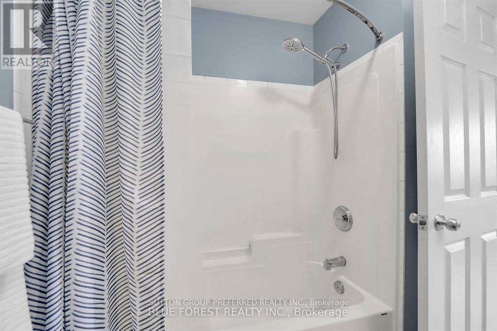 284 EXMOUTH CIRCLE - 14