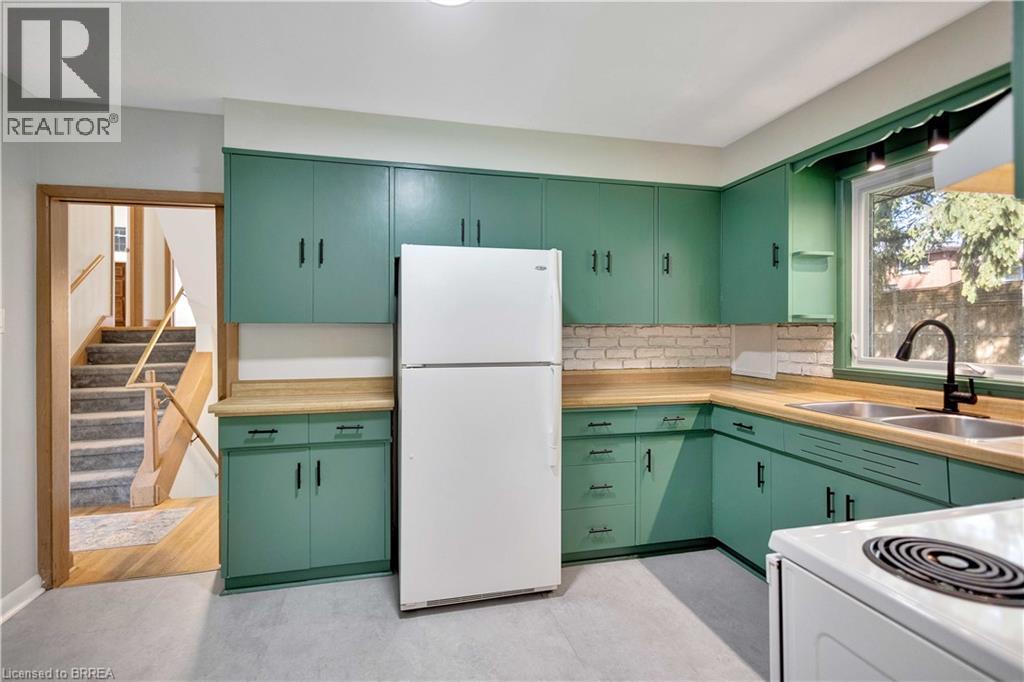 82 FORSYTHE Avenue, Brantford, Ontario, N3R3L8 — Photo 12