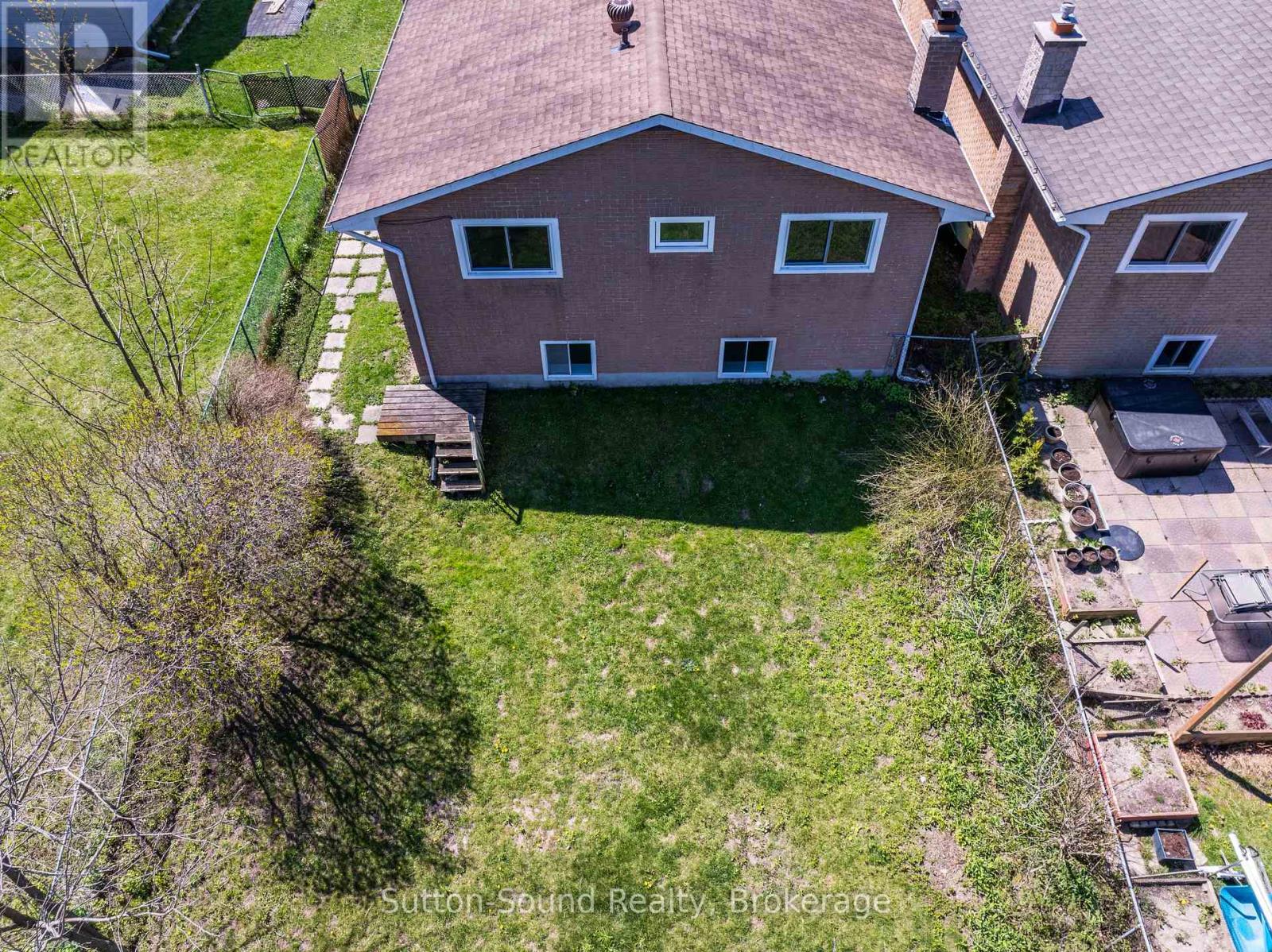 620 17TH STREET W - 24