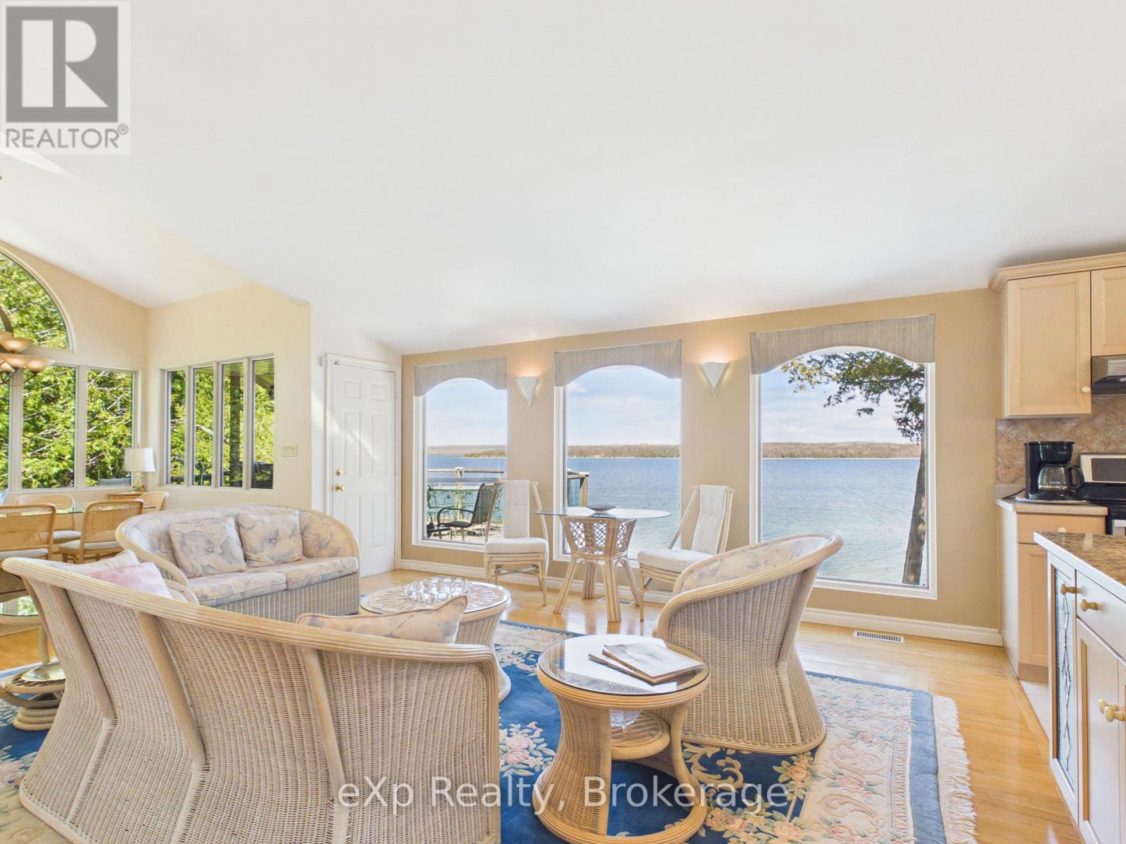 115 IVY DRIVE - 7