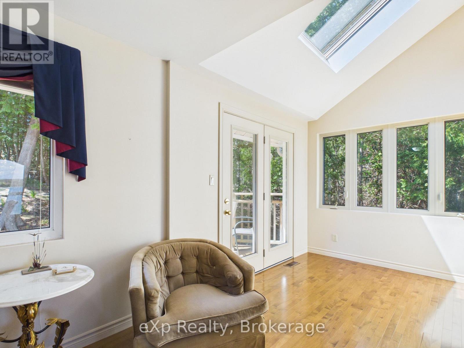 115 IVY DRIVE - 9